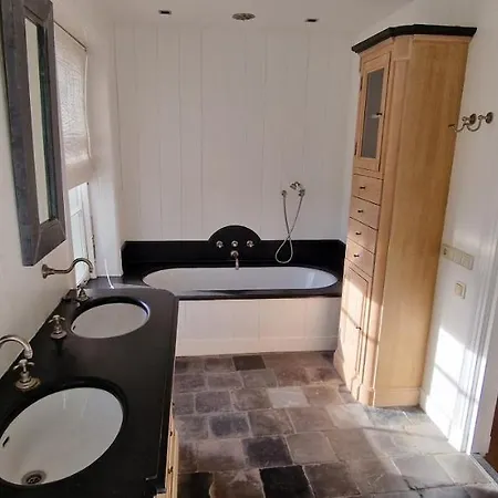 Amsterdam Mansion - Twiske Bed & Breakfast *