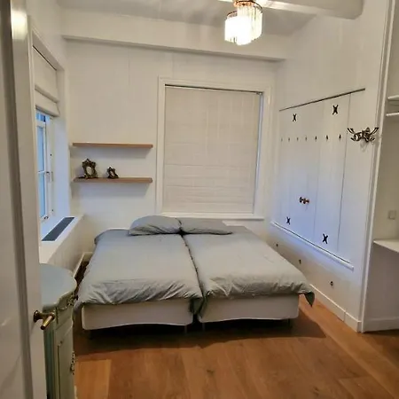 Amsterdam Mansion - Twiske Bed & Breakfast