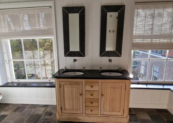 Amsterdam Mansion - Twiske Bed and Breakfast *